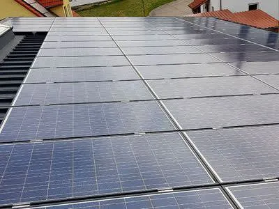 Reinigung von Photovoltaikmodulen